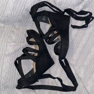 Torrid Strappy platform wedges NWT 8.5 wide